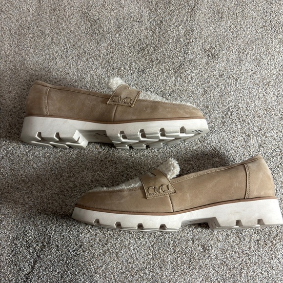 Vionic Cheryl Women's Platform Supportive Loafer Sherpa Modern slip on US 9.5 - Picture 4 of 6